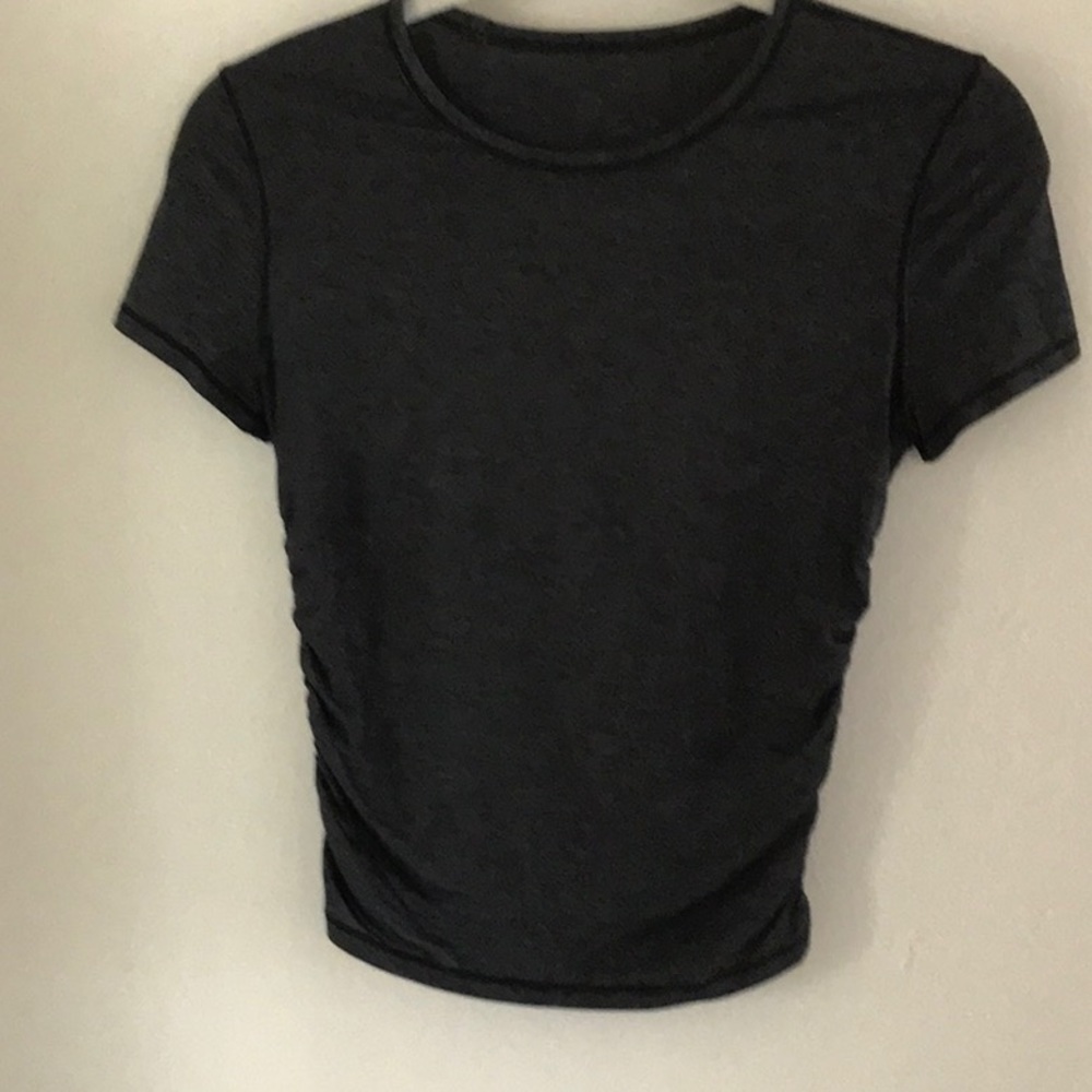 Lululemon side ruched TShirt